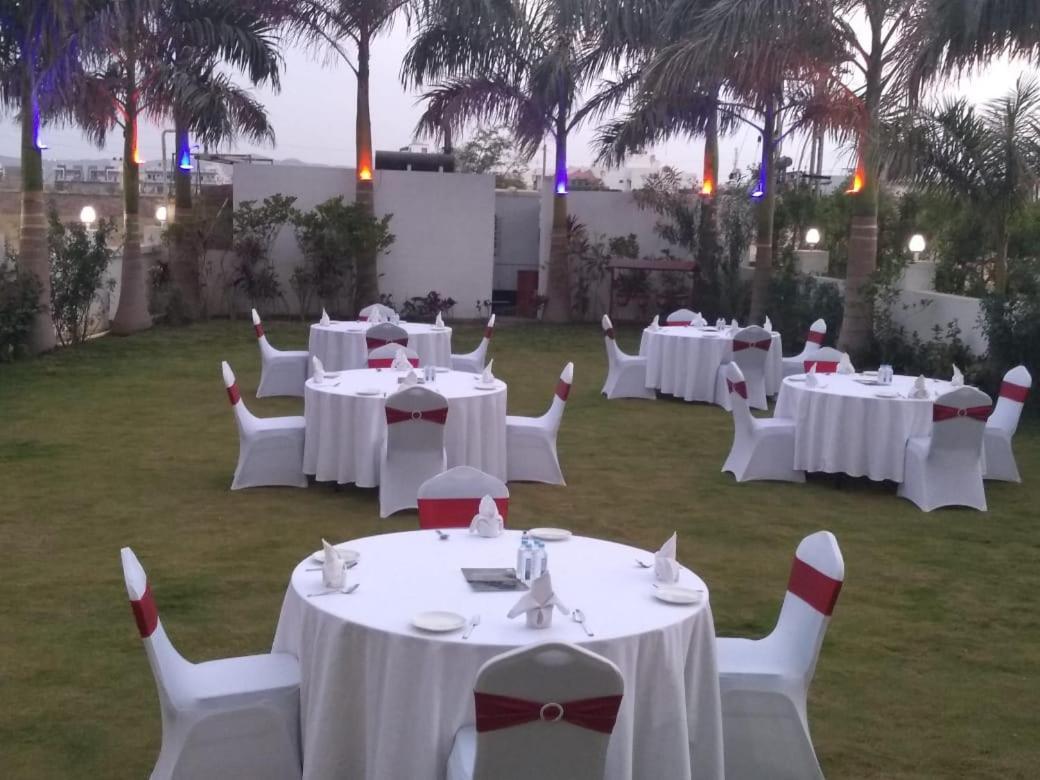 The Fern Residency, Bhuj Otel Dış mekan fotoğraf